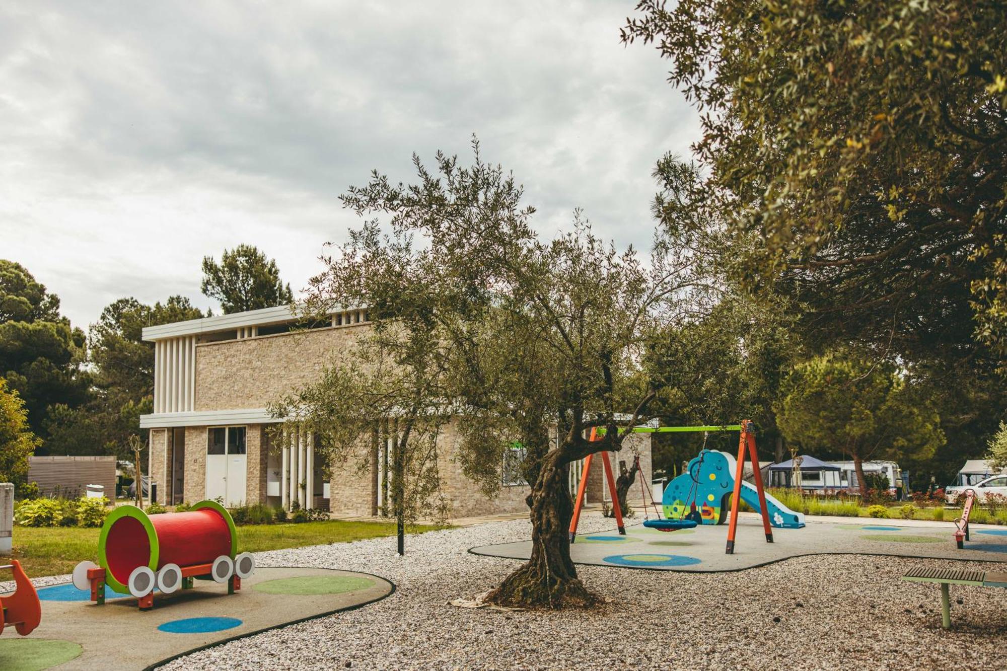 Maistra Camping Koversada Uncovered Naturist Pitches Vrsar Ngoại thất bức ảnh